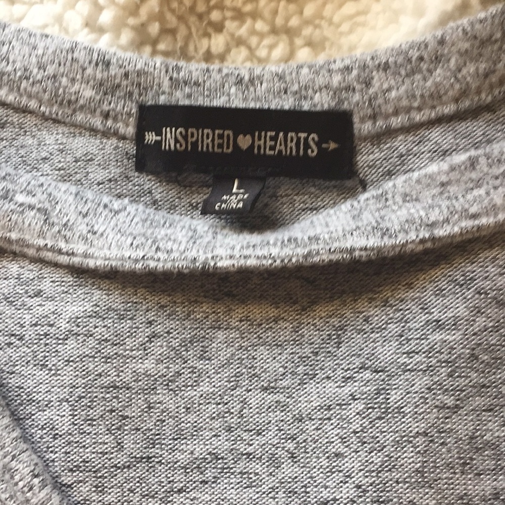 Cute long sleeved shirt - Picture 3 of 3